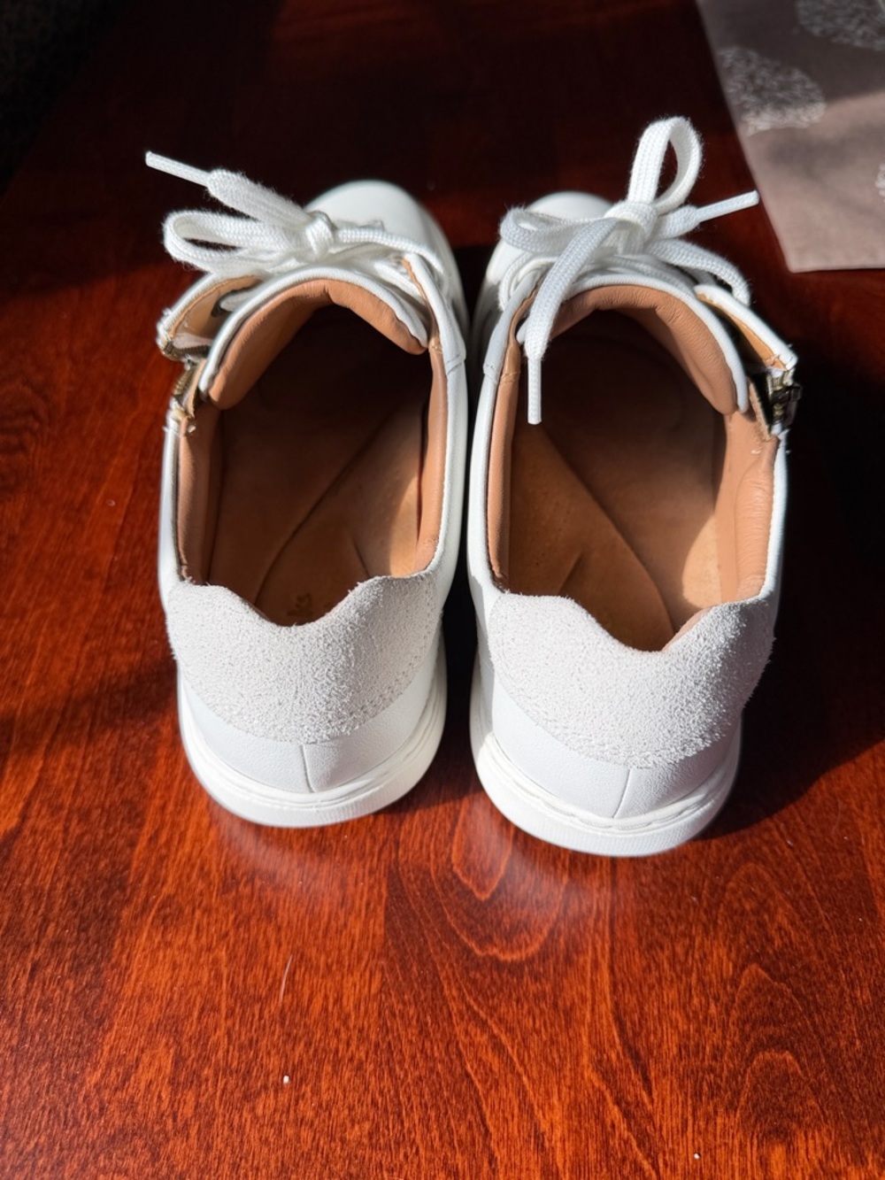Women's Clarks, Nalle Lace Sneaker Size 9 - Picture 5 of 7